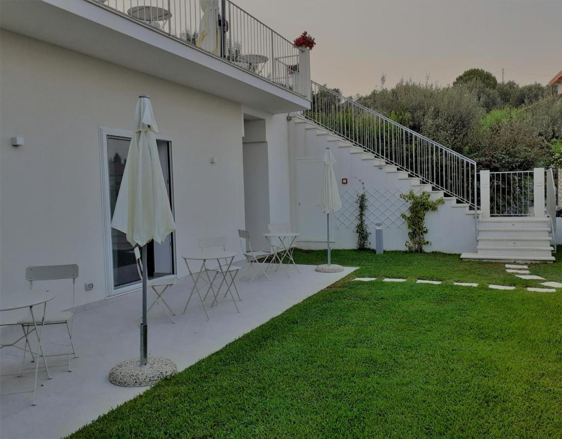 Villa Infinity ∞ Santa Teresa Di Riva Eksteriør billede